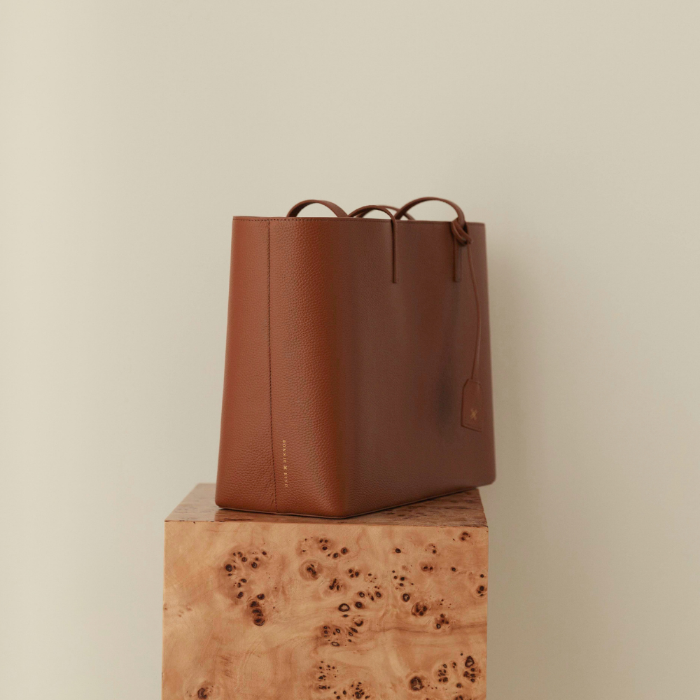 Large structured 2025 tote bag